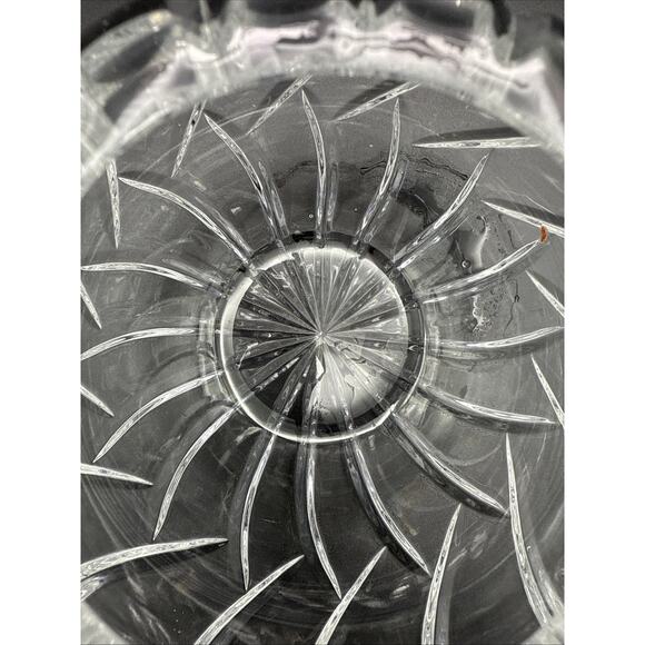 ROSE BOWL Cut CRYSTAL Glass BALL SHAPED Round VASE w SWIRL Cuts - 6”x6” W/ LID - Picture 12 of 12